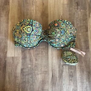 NWT Victoria’s Secret  32D Bandeau  Bikini Top - Mosaic Garden